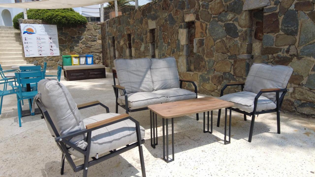 מלון Cove 2*
